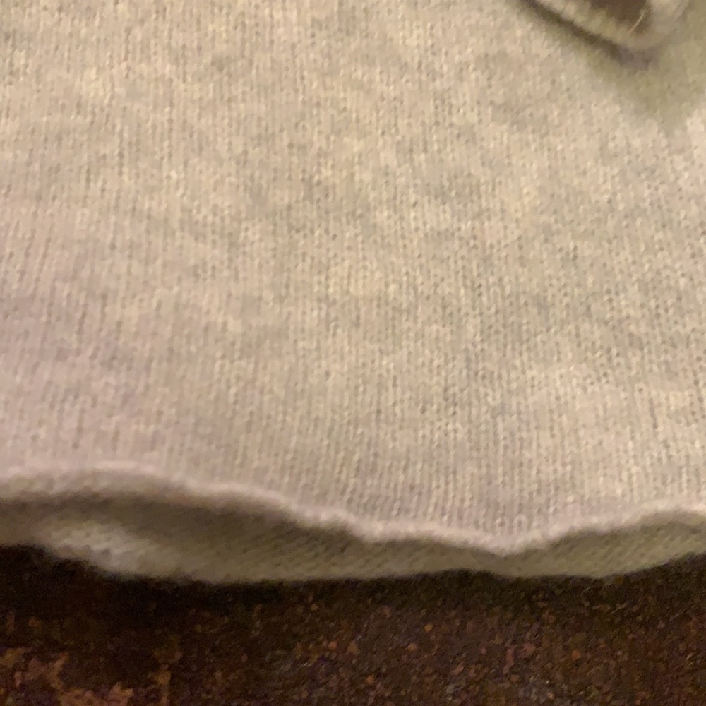 Brandy Melville Basic Crew Neck Raw Hem Sweater - image 5